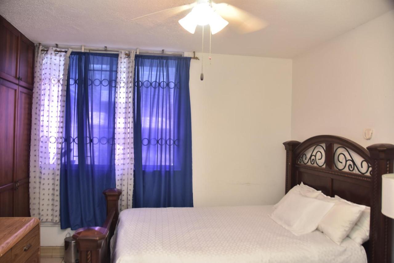 The President Room 5 Minutes To Devon House 4 Waterloo Avenue Kingston Buitenkant foto