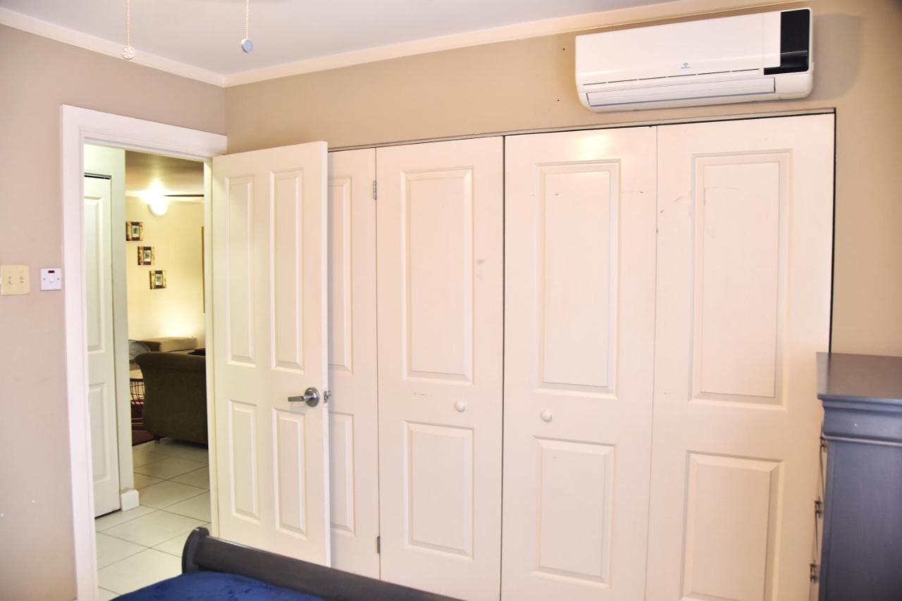 The President Room 5 Minutes To Devon House 4 Waterloo Avenue Kingston Buitenkant foto